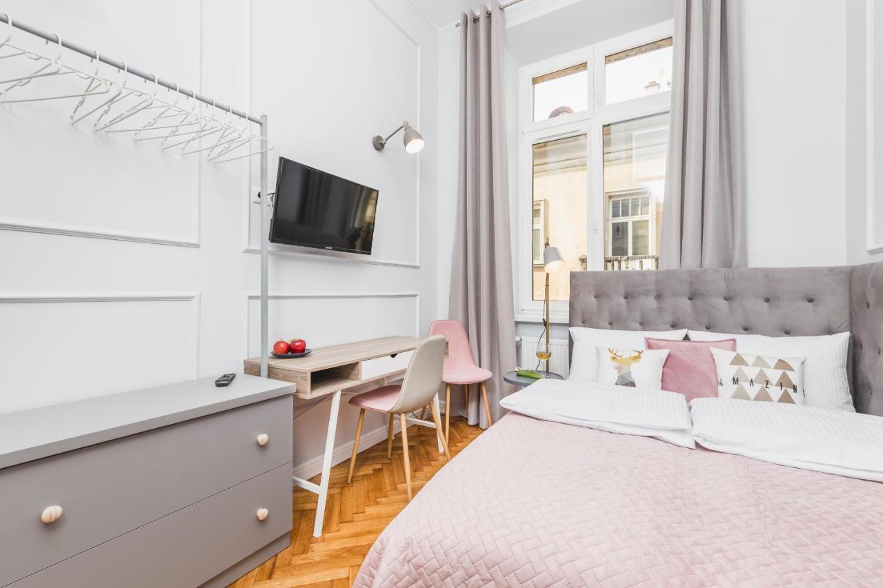 Traveler'S Best Choice - Old Town Guesthouse - By Upstairs Cracovia Exterior foto