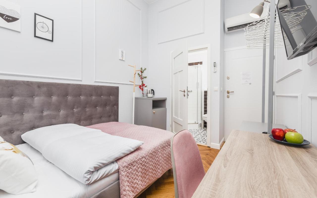 Traveler'S Best Choice - Old Town Guesthouse - By Upstairs Cracovia Exterior foto